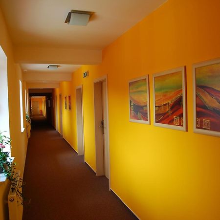 Hotel Senimo Olomouc Exteriör bild